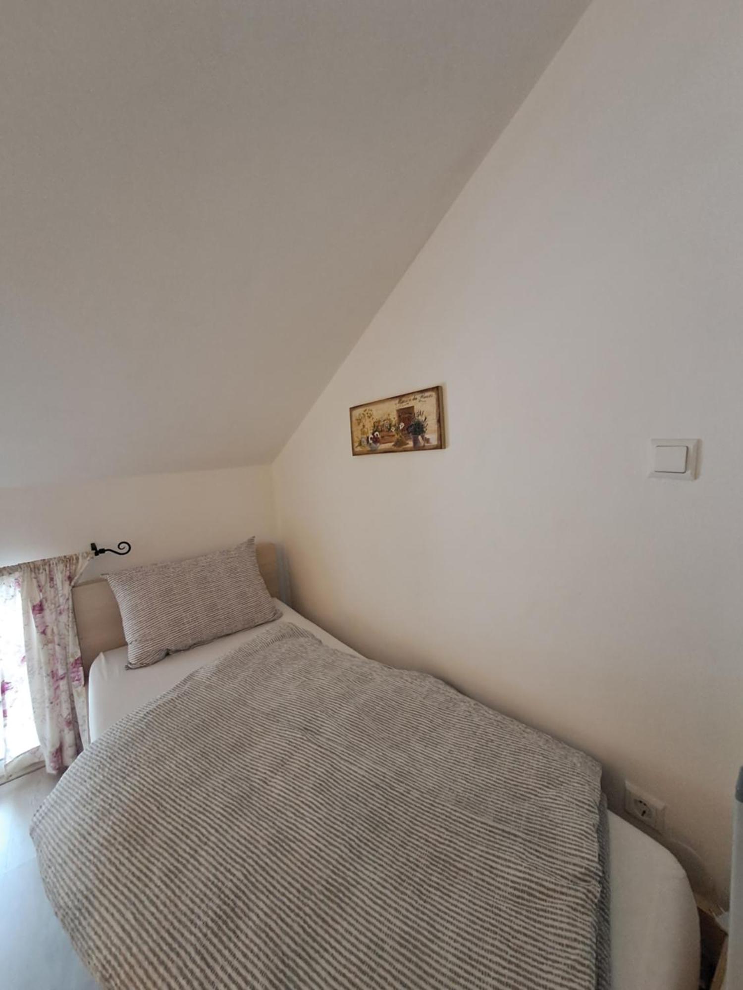 Greta Daire Vrbnik Dış mekan fotoğraf